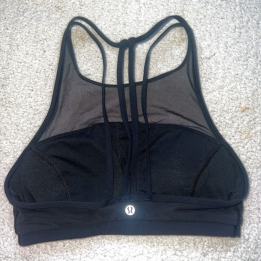 DISCONTINUED Lululemon High Neck Sports Bra Size 4